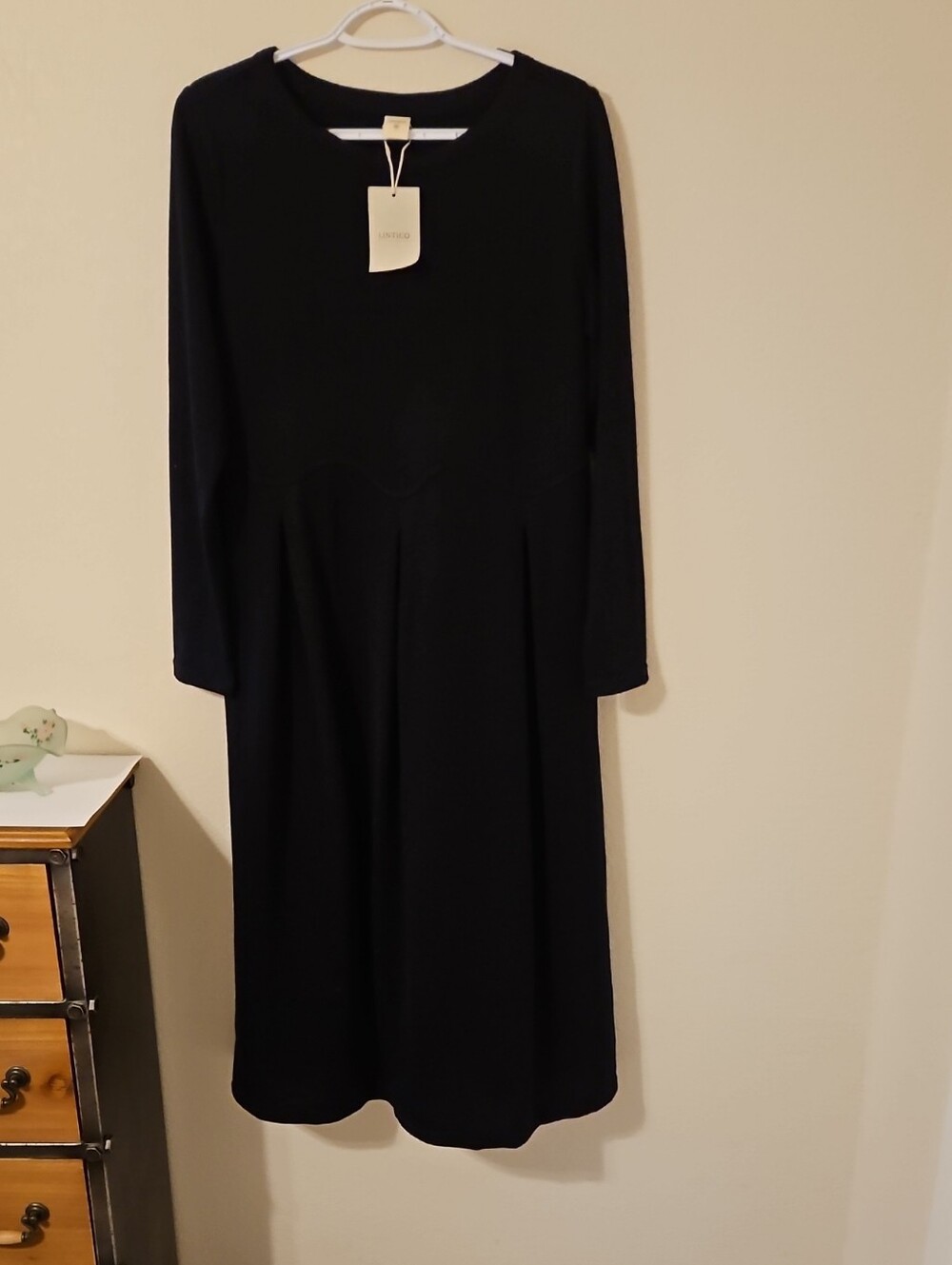 Lintico Women's Wool Black Long-Sleeve Midi Dress NWT Size M